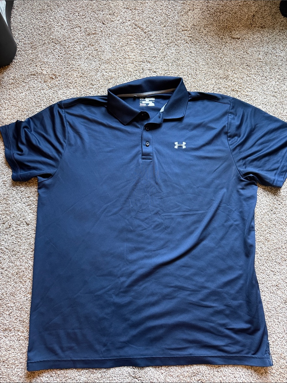Men’s navy Under Armour loose fit polo sz XXL